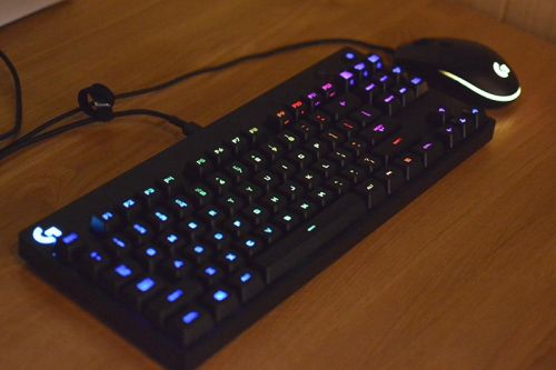 罗技gproxsuperlight,罗技gprowireless