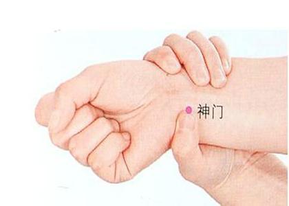 坚持艾灸三十年的感受,艾灸十年以上人的体会