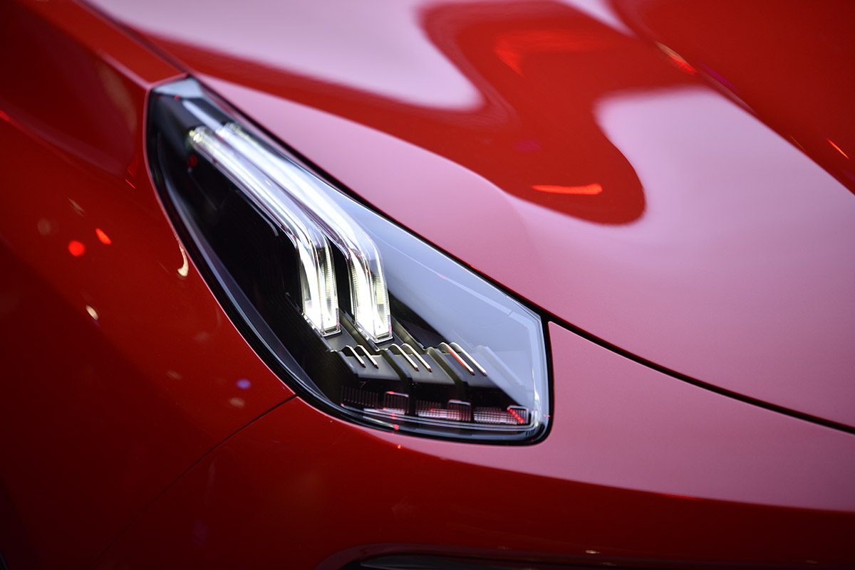 腾龙70-200镜头a025停产了吗,腾龙70-210内变焦镜头