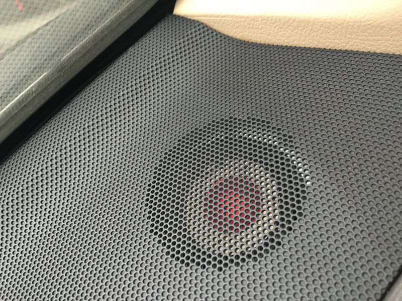 必伟红心SunriseIII系列偏轴心喇叭美观与科技并存