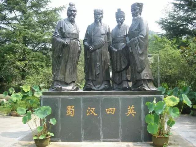 鐩樼偣鍥涘窛缁甸槼缇庨,璋堣皥缁甸槼缇庨