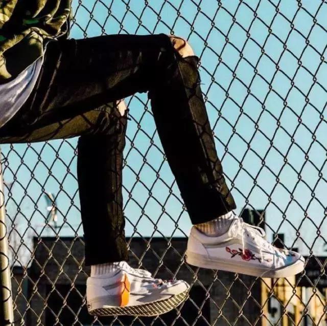 你把球鞋这样穿,我给100分