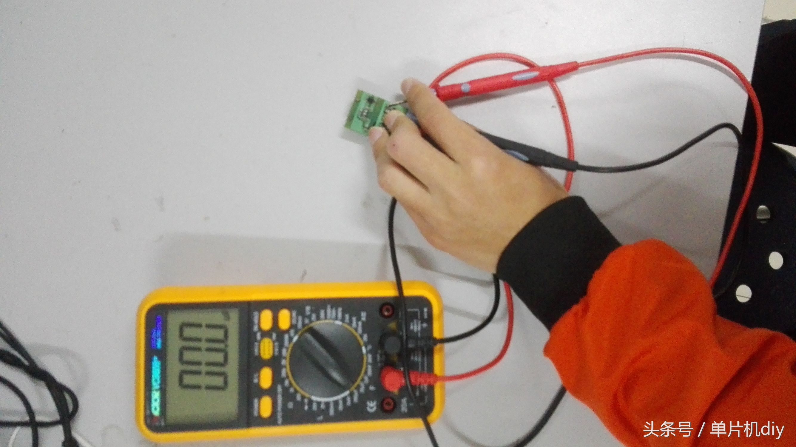 如何用万用表检测电路故障,地铁线路故障用万用表查故障