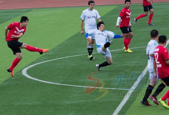 哪个公司有员工足球队,烟台成立职业足球队