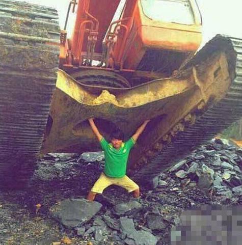 初中喜欢同班的女生,初中生喜欢一个同班的女生表现