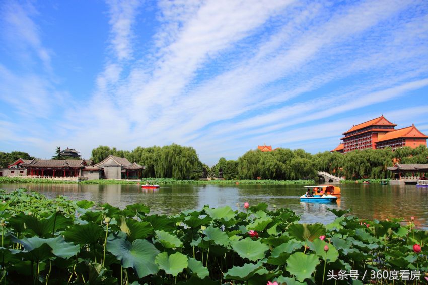 香河和北京交界的地方,燕郊和香河哪个离北京近