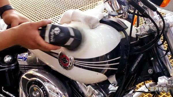 摩托车油箱凹陷如何恢复,摩托车油箱凹陷如何处理