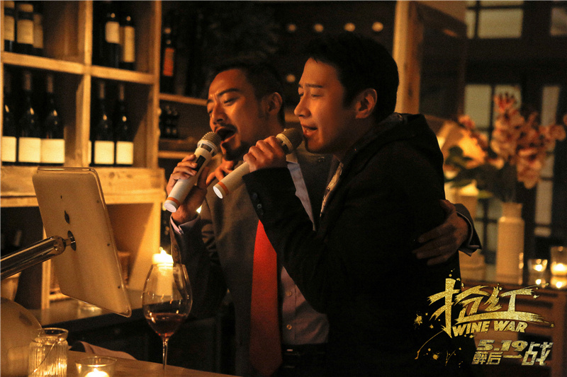 五一档周冬雨扛起“*妞小**电影”大旗，接下来要看三位新导演PK了