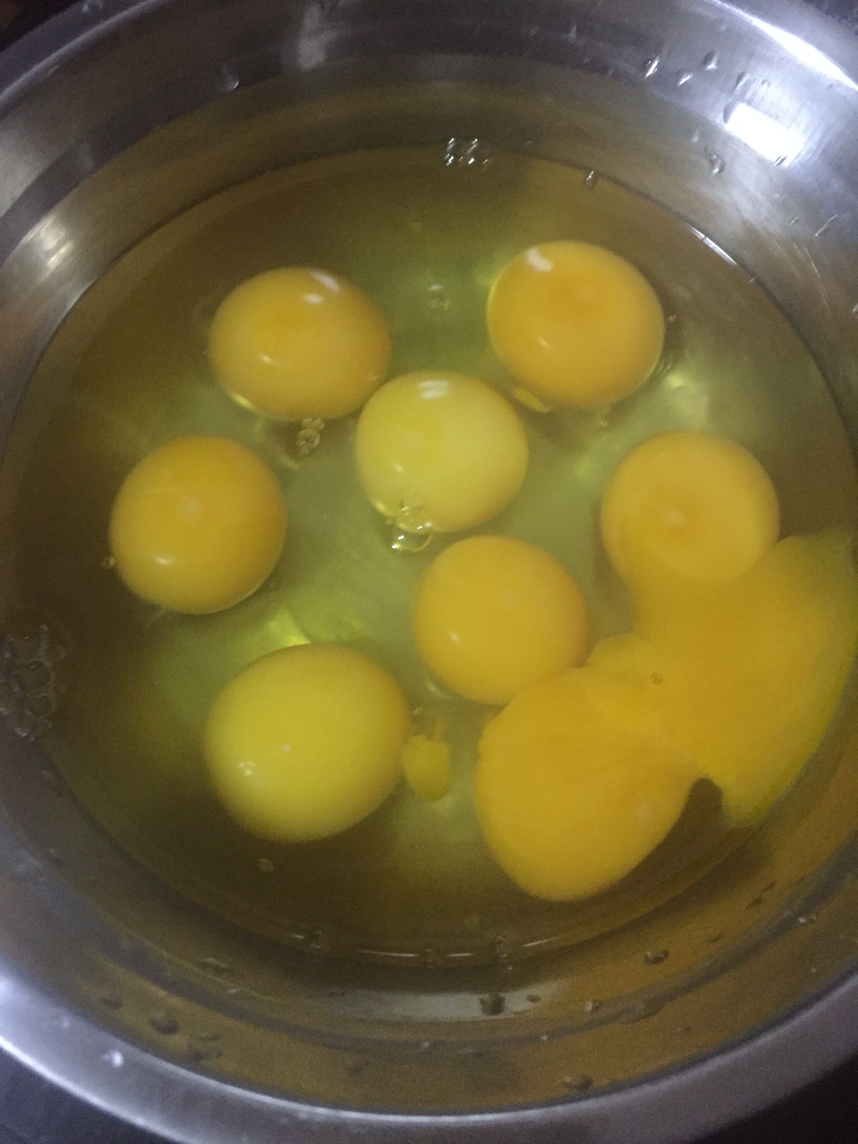 糯米酒煮鸡蛋有什么功效,夏天可以吃米酒煮鸡蛋吗