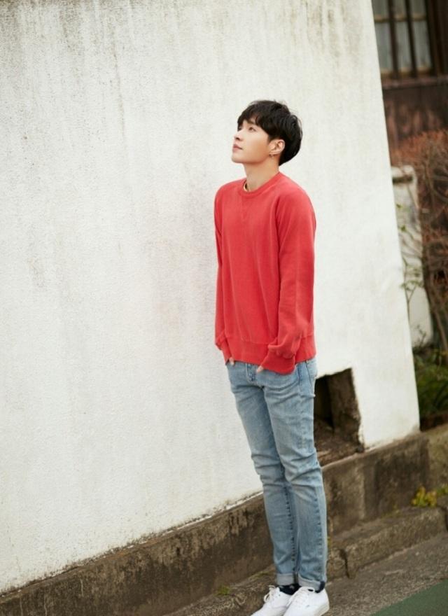 张艺兴精忠报国开嗓台下反应,张艺兴弹幕版精忠报国