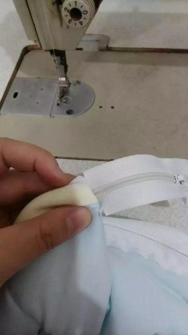 自己动手给宝宝做防踢睡袋,宝宝什么时候可以用分腿睡袋