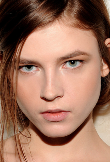 出汗严重的人怎么化妆,出汗特别多如何化妆