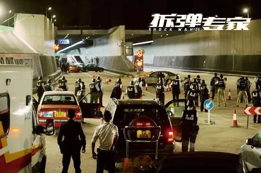 刘德华字迹价值多少钱,刘德华一共有多少钱啊