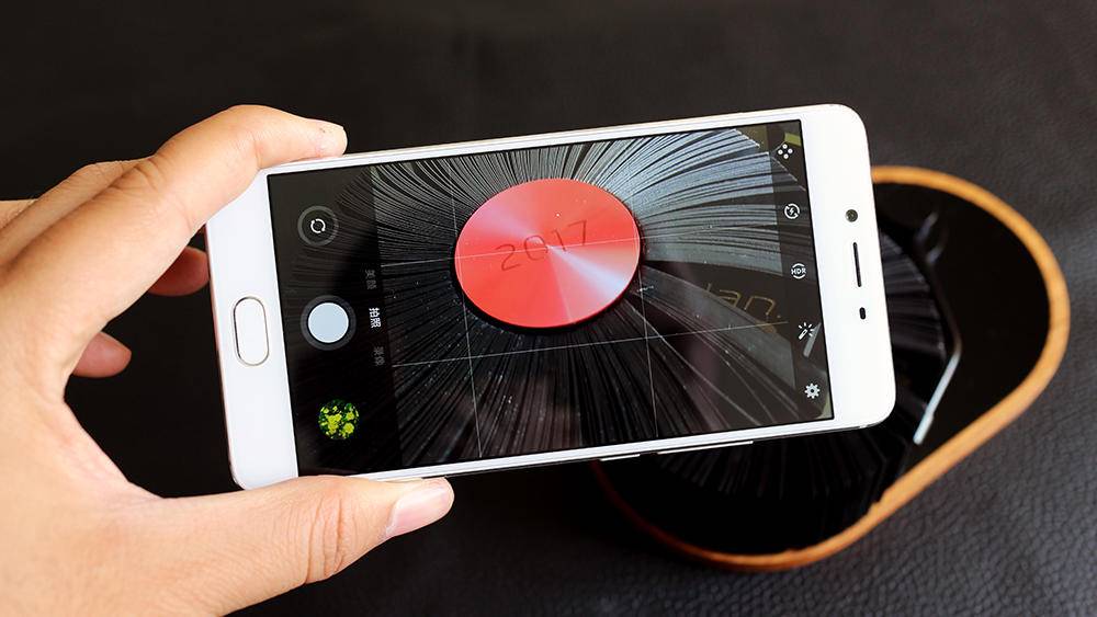 魅蓝e2评测处理器,魅蓝e2流水灯评测