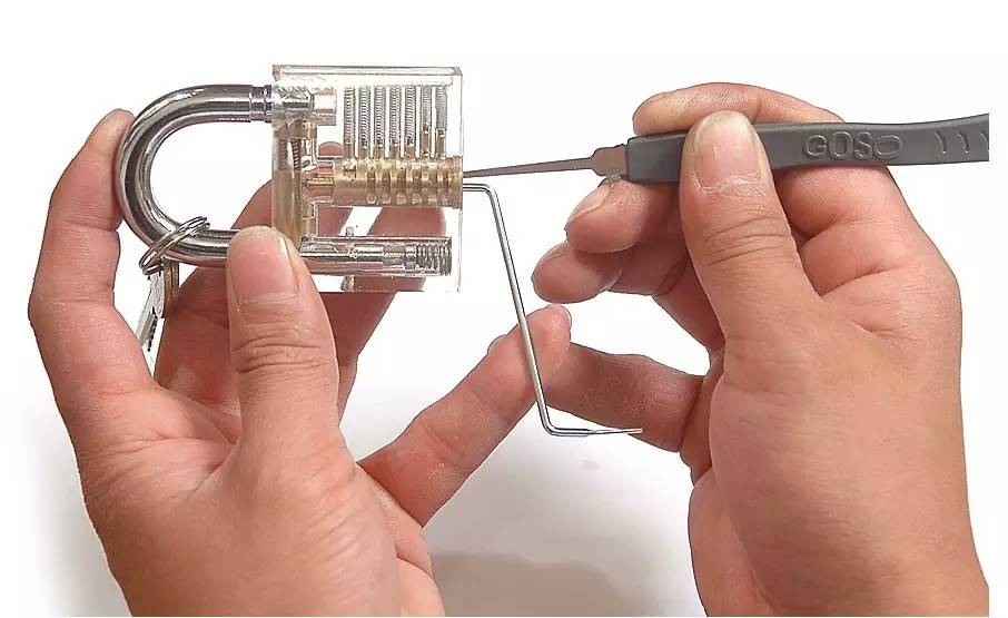 智能锁的普及锁匠何去何从,智能锁会全部普及吗