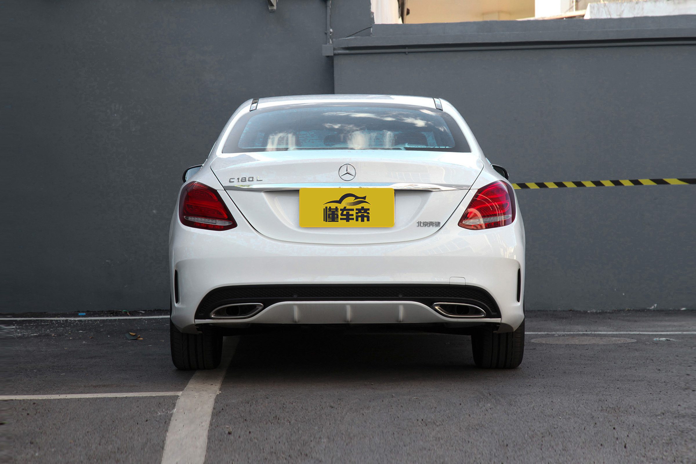 懂车评测奔驰e300,小懂侃车