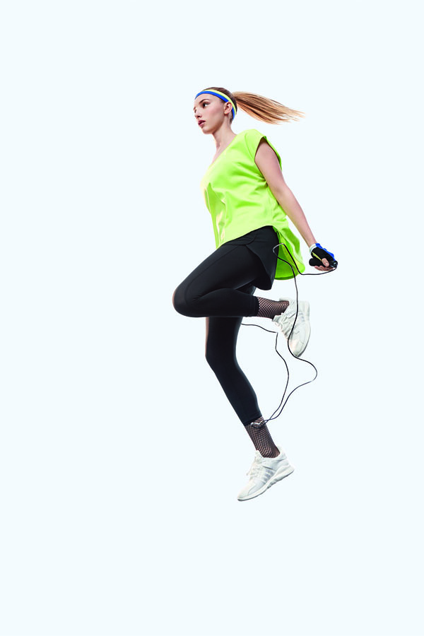 UR2017轻sportyStyle全新发售演绎Athleisure搭配