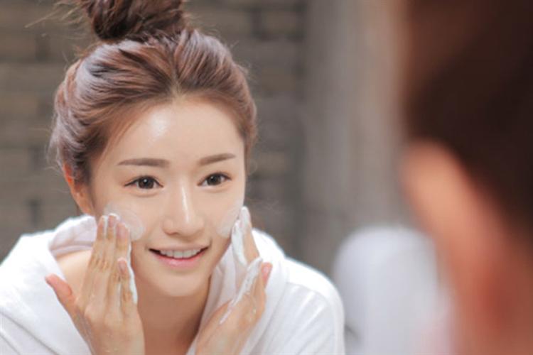 青春期去深层黑头,女生有黑头的正确消除方法