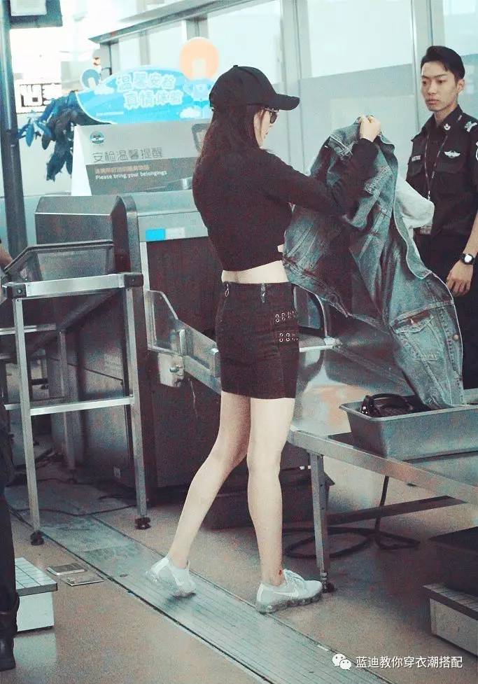 李宇春皮衣怎么搭配裤子,李宇春杨幂的花絮