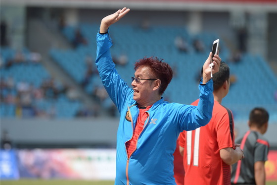 香港明星足球队来杭州谭咏麟,谭咏麟明星足球队台山比赛