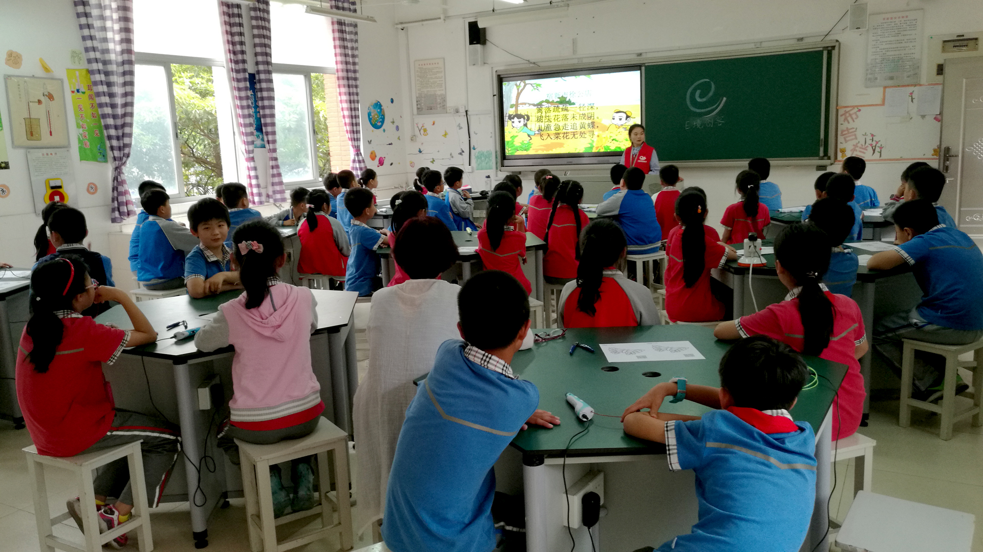 想在厦门打工,去厦门当老师需要什么条件