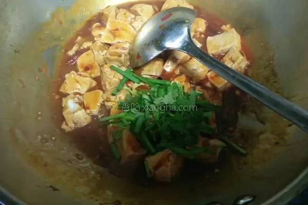 吃素就吃蛋白质丰富得豆腐，好吃到连盘子都能吃掉