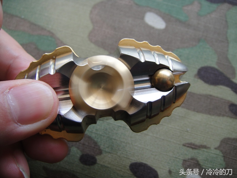 指尖陀螺蚕蛹,颜值即正义作品