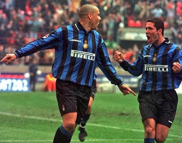 步入正轨国米正走在卫冕路上,为了三冠王会放弃什么