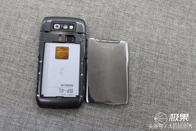 诺基亚e71发布信息,诺基亚e71拆解