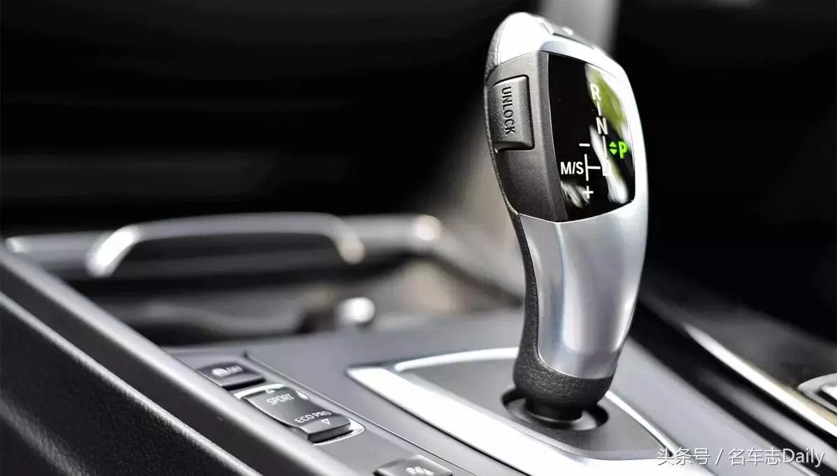 宝马318三缸发动机启动后直接熄火,宝马318li三缸测评