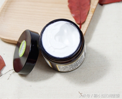 扒一下英国AA网，他们并不是只有精油芦荟眼胶呀！