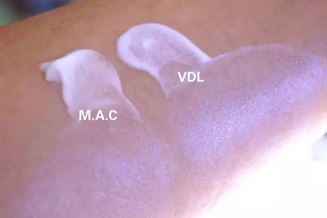 油痘皮保湿怎么做,油痘肌瑕疵皮怎么养肤