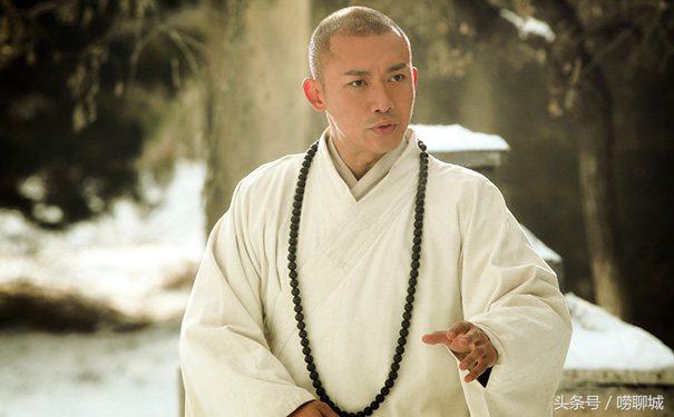 聂远为女儿庆生视频,聂远一家三口同框为女儿庆生