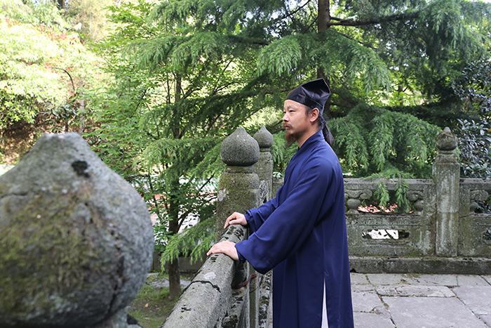 武当山金顶陈师行,武当山道长陈师行走火入魔