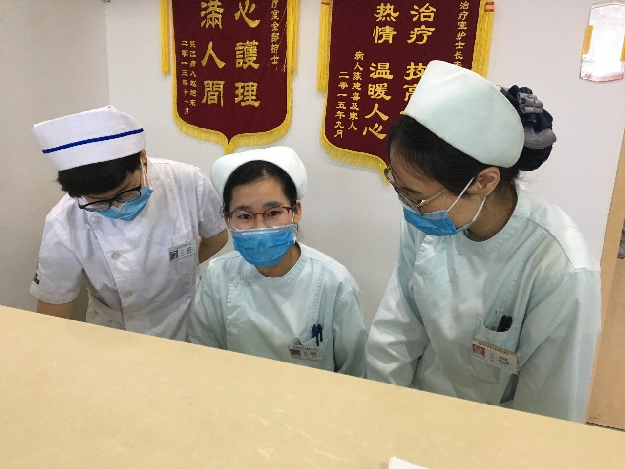 5·12特辑：让我们用理解和支持祝泌尿外科的女护士节日快乐！