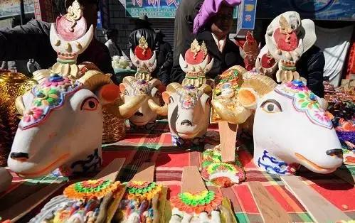 烤全羊、青稞酒、酥油茶，去*藏西**体验神秘的藏历新年，扎西德勒！