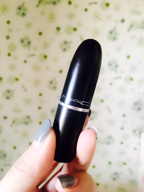 送给妈妈的礼物口红,适合母亲节送的礼物口红