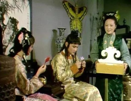 红楼小人物｜周姐儿：最高幸运是不知道生活是什么模样