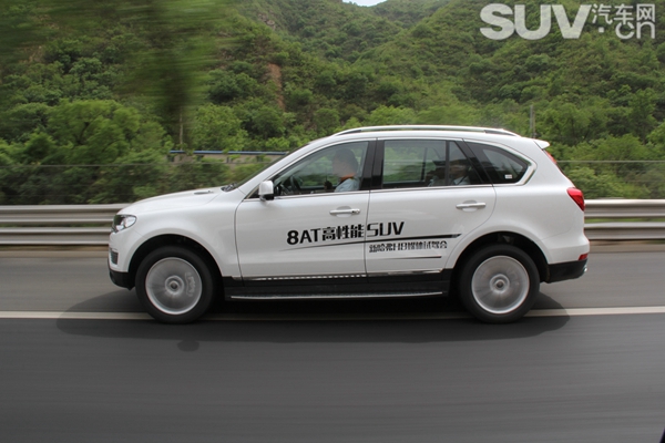 哈弗h82015款2.0t豪华版配置,新款哈弗h8试驾视频