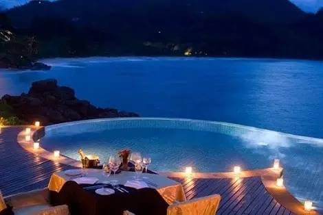 男子酒后竟在足浴城干出这等事……