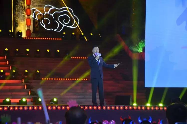 客场战胜中国队却被鼓掌欢呼,主场取胜