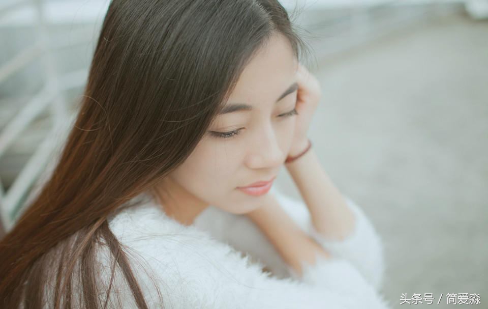 爱的表白经典诗句,爱的表白经典语句简短英文