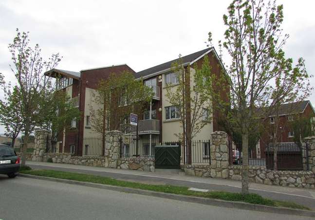 200万人民币在英国可以买什么车,爱尔兰最值得买的房子