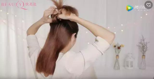 中长发不用打理的发型,不长不短满头卷打理方法