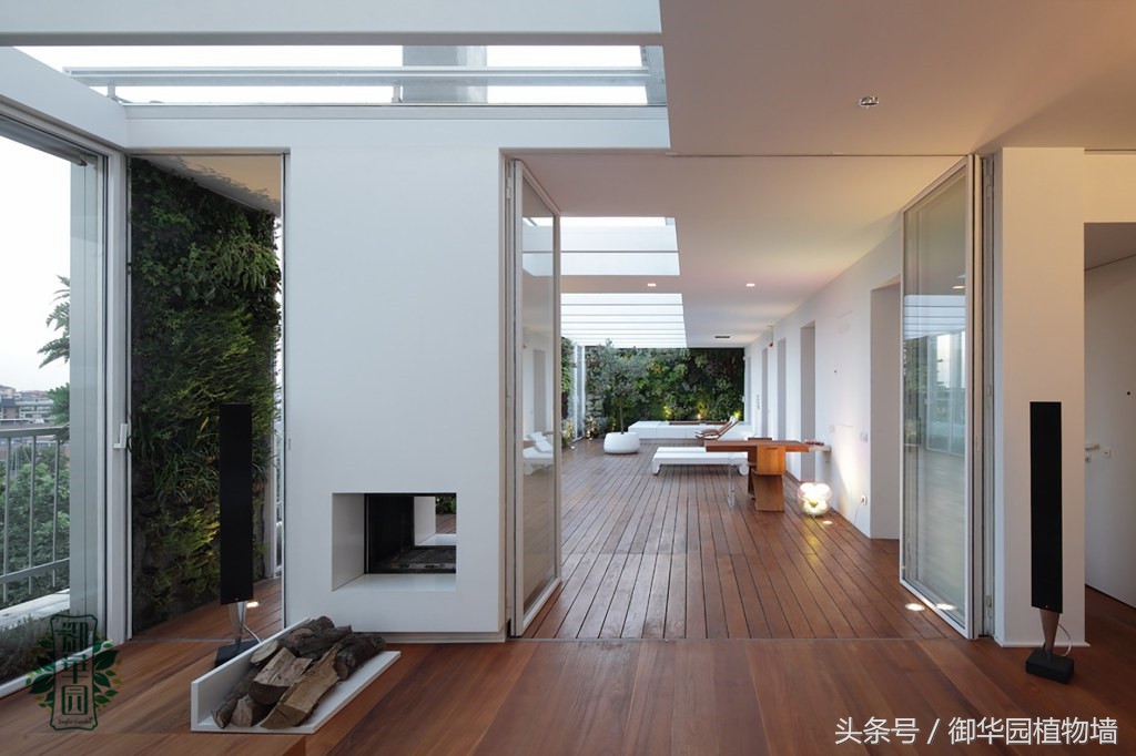 别墅植物墙设计费用,别墅大面积墙面设计