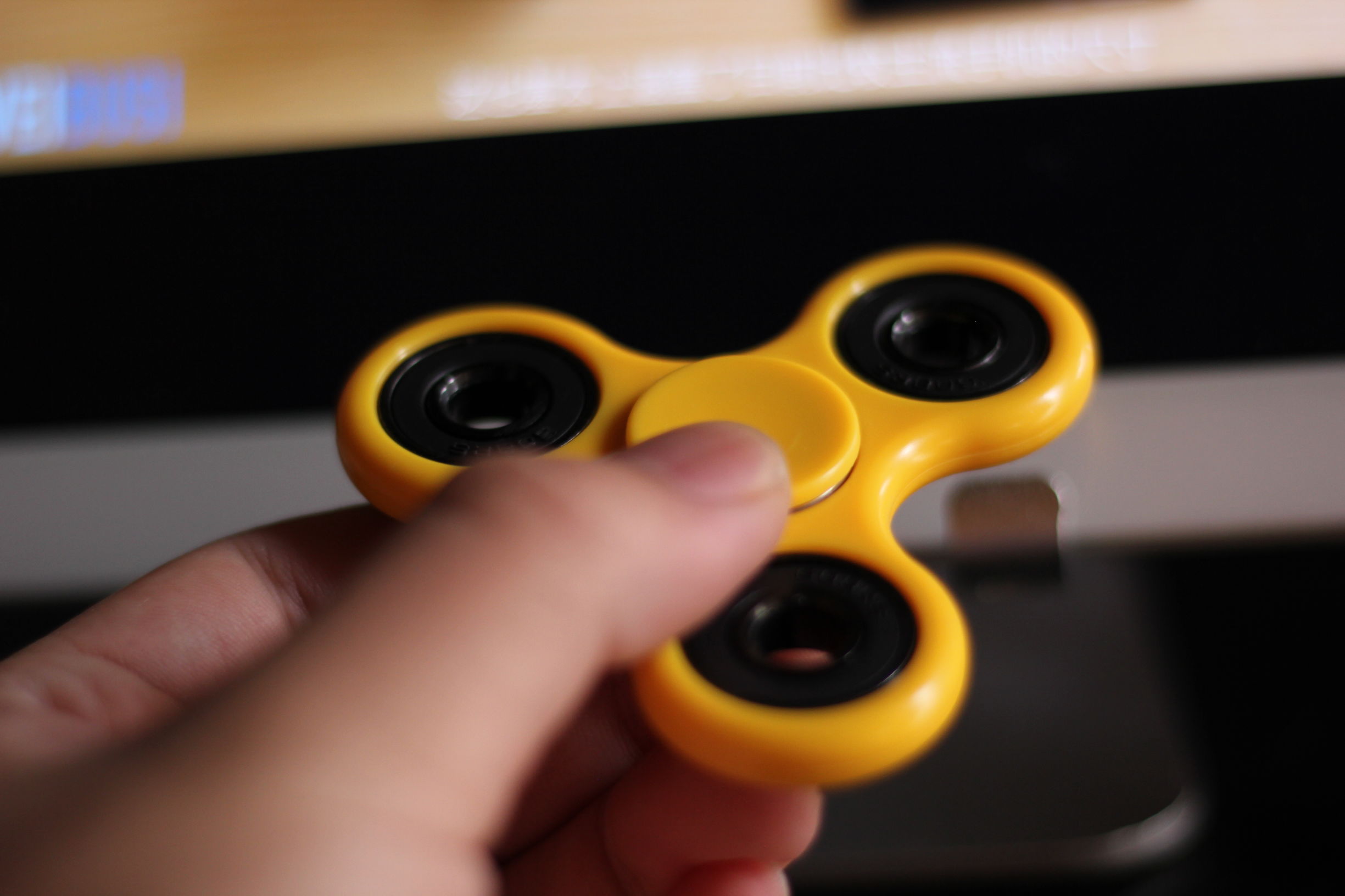 指尖陀螺和指尖陀螺弹弓的区别,指尖陀螺坏了怎么修复指尖陀螺