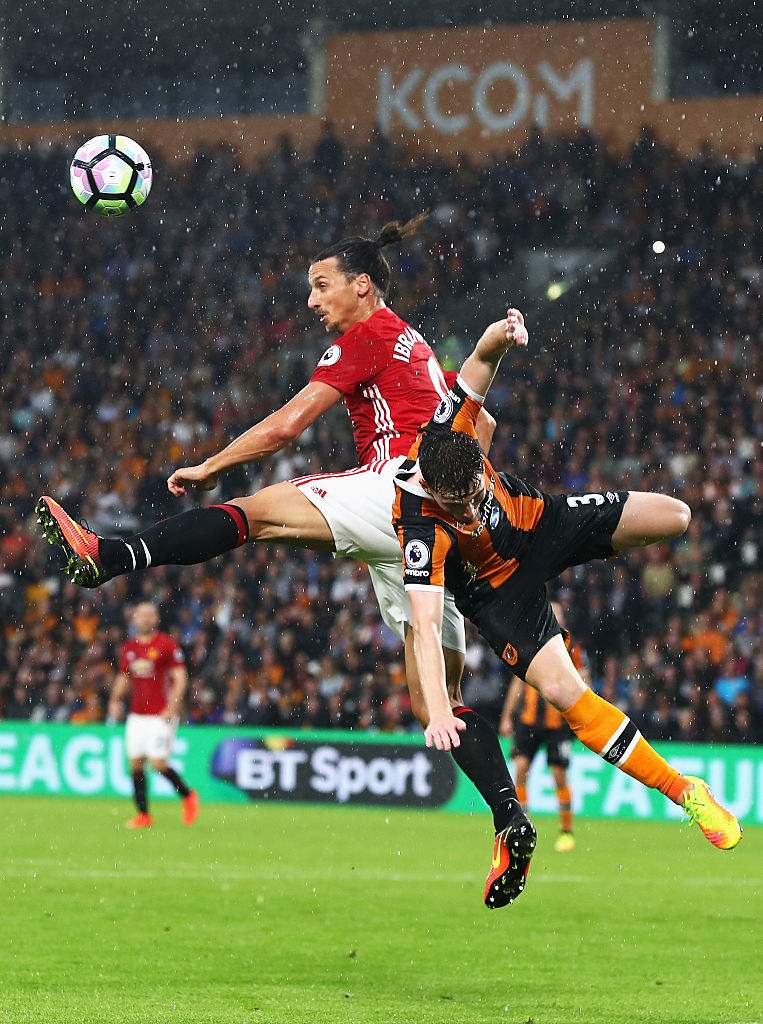 收藏几大高手,收藏世界足坛百大球星卡