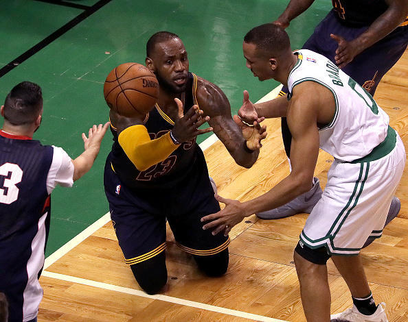 “垂帘主帅”毒奶小波波维奇?1招如来神掌拍死你72变