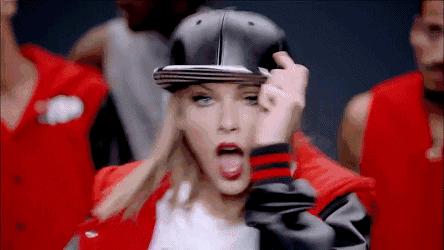 春夏dior服装店陈列,男装dior服装店陈列