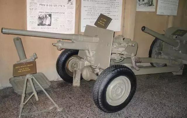 澳大利亚，原来还有如此“屌”的坦克！